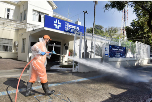 Prefeitura intensifica a desinfecção de hospitais