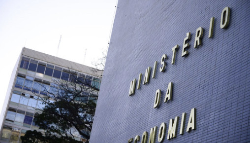 Governo autoriza IBGE a contratar 6,5 mil pessoas para pesquisa