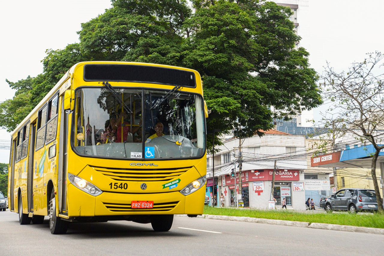 Justiça reconsidera, em parte, pedido da Prefeitura e passagem de ônibus vai custar R$ 1 no domingo
