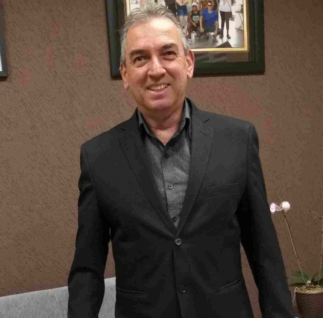 Justiça extingue ação e presidente do Sindserjun fica reeleito. Oposição recorre da decisão inusitada