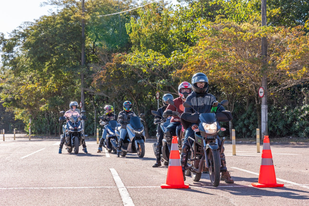 Prefeitura de Jundiaí faz treinamento de segurança para motociclistas
