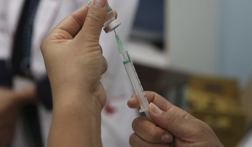 Governo antecipa vacina contra gripe